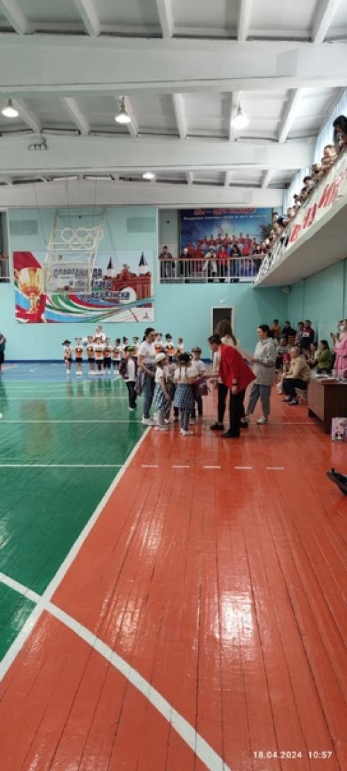 На базе дома спорта Текстильщик прошел XI городской фитнес - фестиваль среди команд доо города. 03