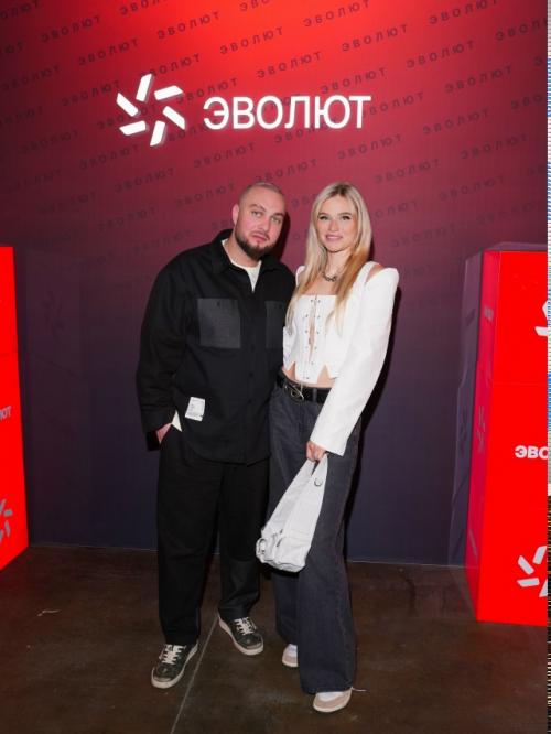 Недавно отмечали 1 год бизнес-клуба эволют, который основал. 04