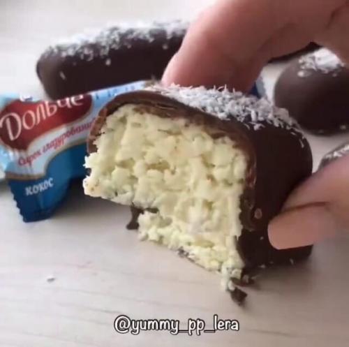 Девчонки, мы берем на заметку этот замечательные и очень полезный рецептик домашних сырков! 06