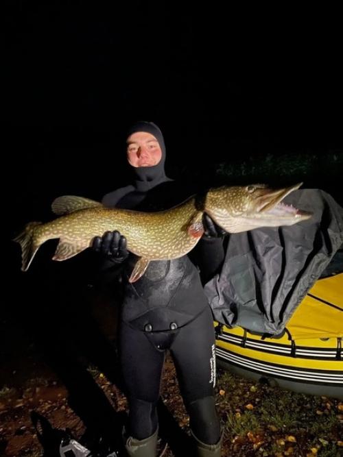 Юный фридайвер, покоривший баренцево море, утонул в бассейне в Петербурге. 02