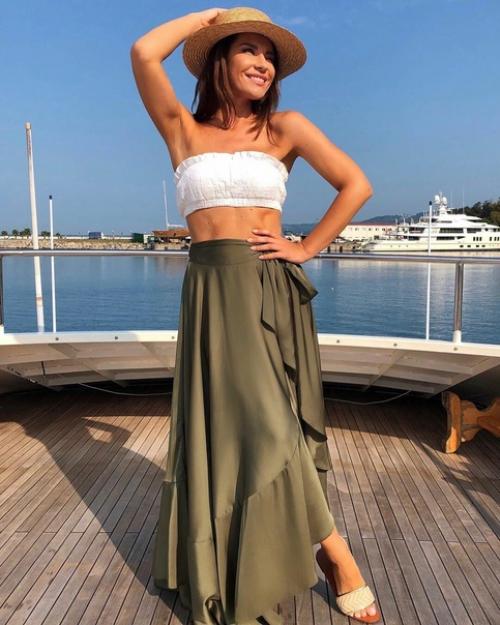 Екатерина Волкова - обладательница очень спортивной фигуры! 05