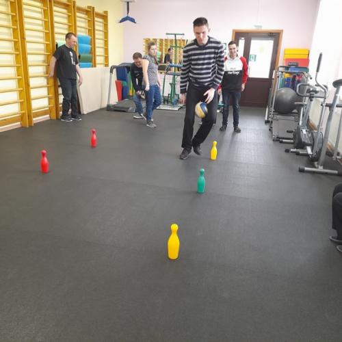 Физзарядка - это круто, физзарядка - это класс, бодрым духом, настроеньем, заряжает она нас! 03