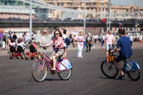 Гид по самым интересным местам в парке горького. 02 Гид по самым интересным местам в парке горького. 02