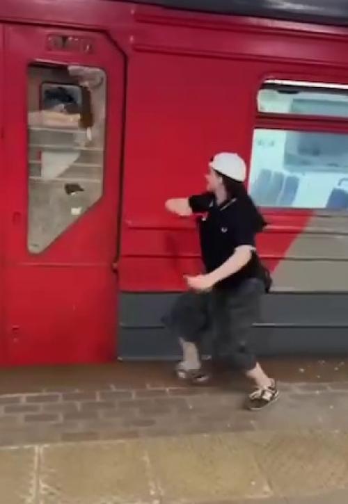 Эпизод 398.  Попутчик с ударом. 01