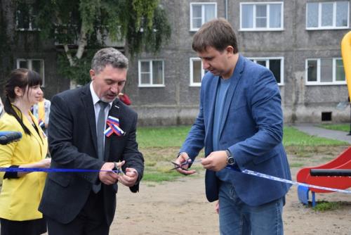 К главному празднику Кузбасса - дню шахтёра компания белаз - 24 сделала гурьянам подарки. 01