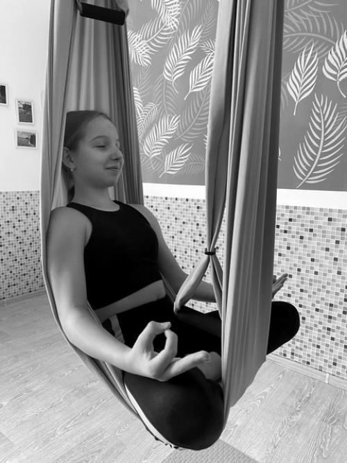 Йога - это не спорт и не фитнес в привычном понимании. 02