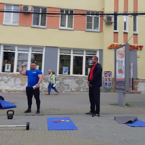 В Челябинске отметили день физкультурника. 01