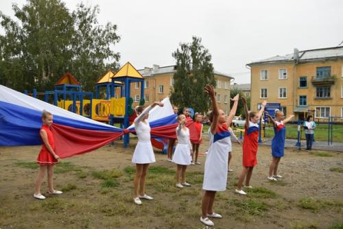 К главному празднику Кузбасса - дню шахтёра компания белаз - 24 сделала гурьянам подарки. 04