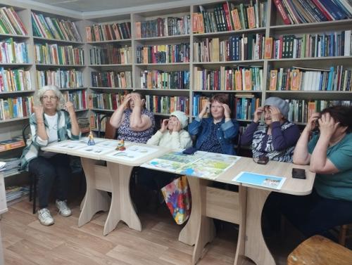 Санаторий на дому. 5 день - час библиотерапии Шаги к Долголетию. 03