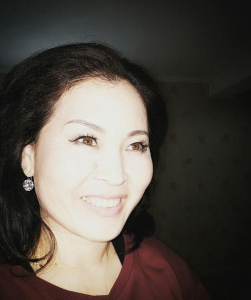 Пришло время рассказать о нашей бае - самой старшей из тренеров. 01