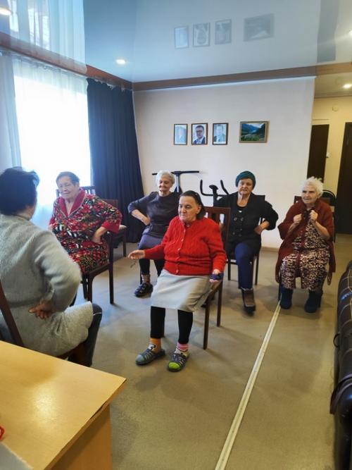 Танцы на стульях. 01