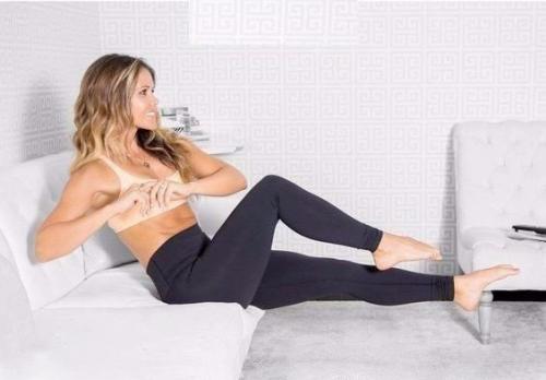 7 упражнений для стройного тела, которые можно делать, не отходя от телевизора? 04