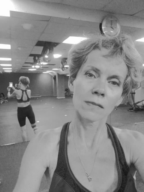 Что нужно вполне уже взрослой женщине для полного счастья? 05