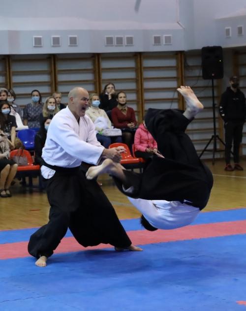 День открытых дверей в центре боевых искусств. 08