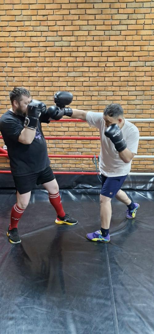 Вчера посетил тренировку в группе Фитнес Бокса клуба патриот. 02
