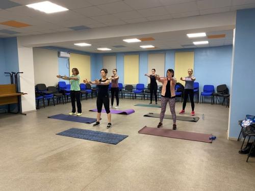 Тренировки с фитнес резинками и для тела и здоровья полезны! 03 Тренировки с фитнес резинками и для тела и здоровья полезны! 03