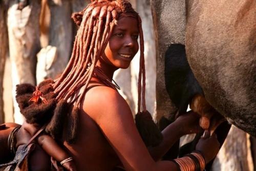 Красавицы племени химба. 04
