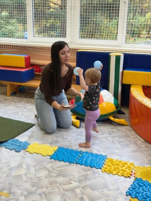 Ладушки.  Весело и интересно проходят фитнес - тренировки у малышей и родителей центра игрового развития Ладушки! 03