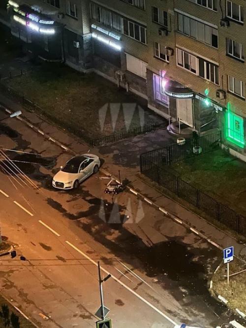 В Люберцах эвакуировали фитнес - центр: жителей близлежащих домов попросили не подходить к окнам. 06