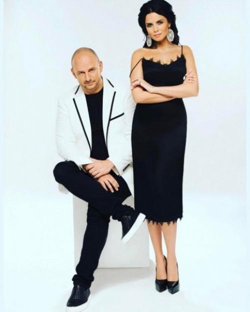 Как ты не крути, но всё же пара! 04