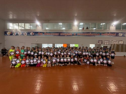 24 октября в гимнастическом зале центра детского творчества прошел муниципальный фестиваль по фитнес - аэробике Фитнес - Трофи. 01