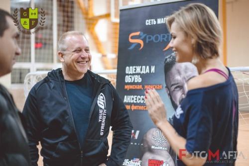 Семинар по вопросам спортивного питания Станислава линдовера, Анны Стародубцевой и Джея джекобсена прошел 7 ноября в зале гранд фитнес Плеханова. 09