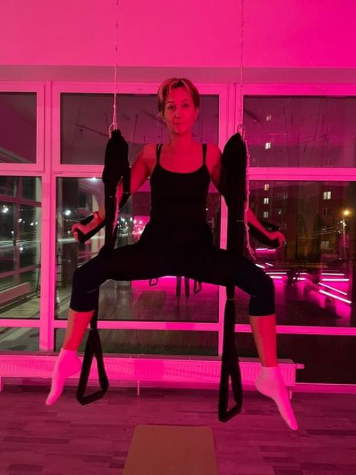 Индийская культура создала в незапамятные времена уникальное психо - физическое учение, которое получило название йога. 03