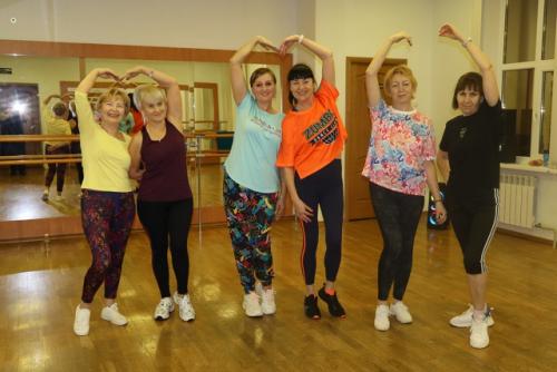 Фитнес для Всех с Людмилой остроуховой. 01 Фитнес для Всех с Людмилой остроуховой. 01