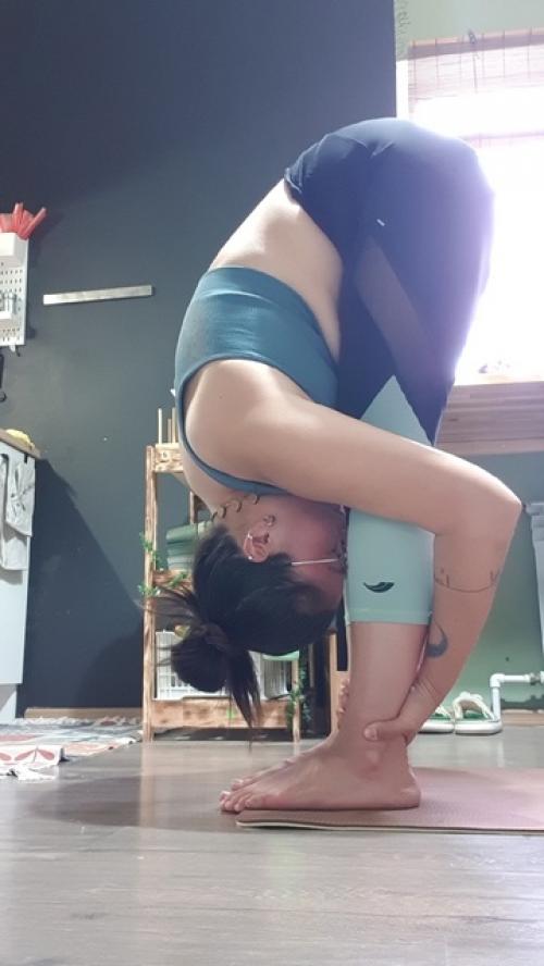 Думаю, ещё пол годика и результат будет достигнут сполна, а сейчас, даже чутка видно кор, если напрячь мышцы. 03