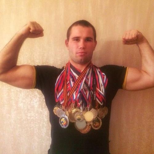 Фитнес-клуб лайт г. кубинка объявляет набор в группу по мма под руководством Василия чуботару. 04