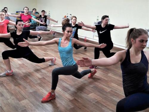 Девочки, по вашим многочисленным просьбам я снова запускаю свой экспресс - курс стройность за 21 день! 01