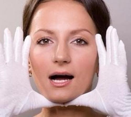 Идеальный подбородок.  Ничто так не портит лицо, как дряблый контур или второй подбородок. 02