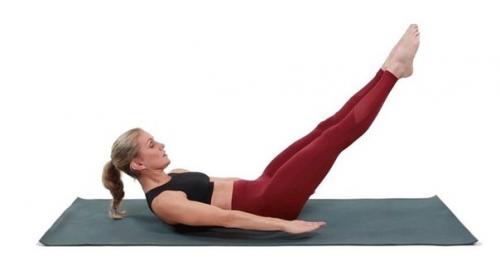 Простые, но суперэффективные упражнения для пресса и ягодиц! 04