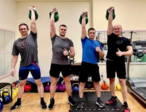 Мы поздравляем победителей турнира по гиревому спорту! 01