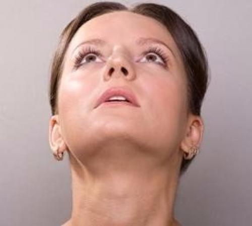 Идеальный подбородок.  Ничто так не портит лицо, как дряблый контур или второй подбородок. 03