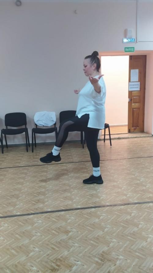 10 февраля в 19: 00 в детской библиотеке мбук ЦБС в рамках молодёжь Time продолжила работу мастерская фантазий. 08