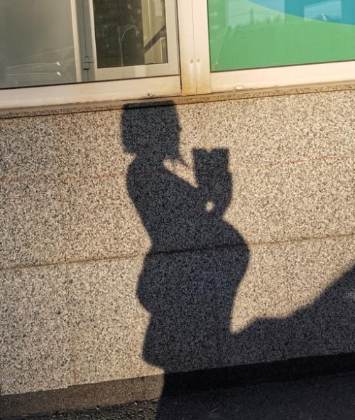 Когда я была беременной, я продолжала вести клубы и консультировать. 01 Когда я была беременной, я продолжала вести клубы и консультировать. 01