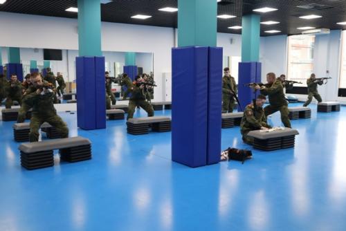 Качаем тело, мы прокачиваем навыки - первое занятие по медицинскому воркауту прошло на кафедре физической подготовки. 02 Качаем тело, мы прокачиваем навыки - первое занятие по медицинскому воркауту прошло на кафедре физической подготовки. 02