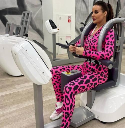 Похудевшая Оксана Федорова похвасталась фигурой: самая красивая женщина! 02