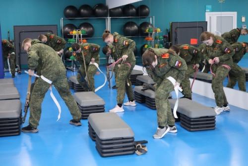 Качаем тело, мы прокачиваем навыки - первое занятие по медицинскому воркауту прошло на кафедре физической подготовки. 07 Качаем тело, мы прокачиваем навыки - первое занятие по медицинскому воркауту прошло на кафедре физической подготовки. 07