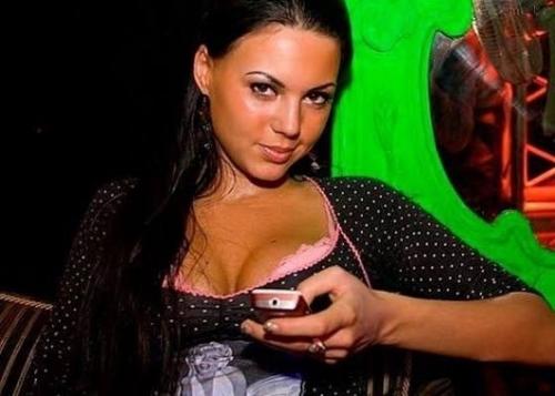 Секрет Вечной Девочки: как Оксана Самойлова возвращает форму после родов в 37 лет. 02