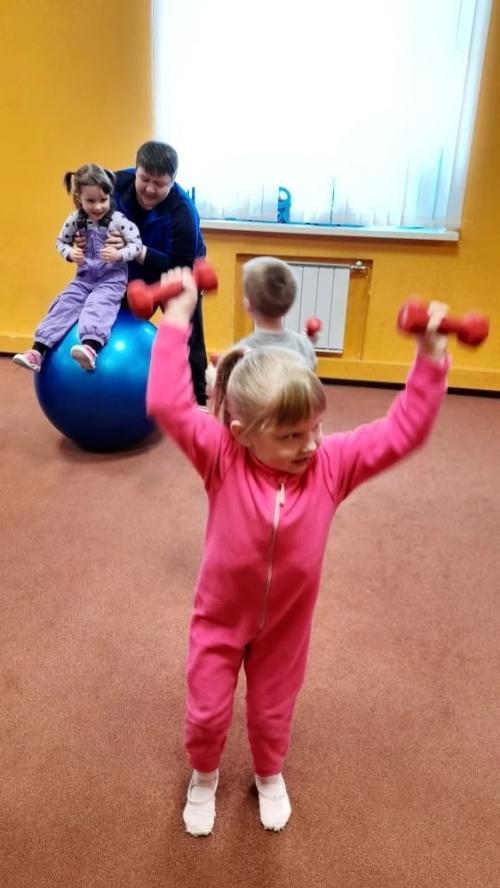 Любовь к спорту зарождается в детстве - и наши воспитанники сделали важный шаг на пути к здоровому образу жизни! 03