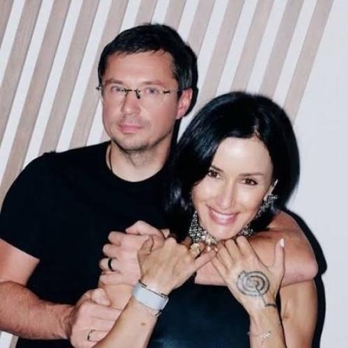 50 Лет, трое детей - и жёсткий режим: откровения тина канделаки. 01