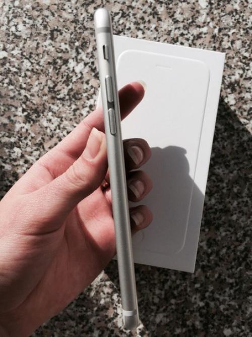 Месяц назад заказал копию Iphone 6S, через 6 дней я забрал его на почте и вот решил оставить отзыв! 06