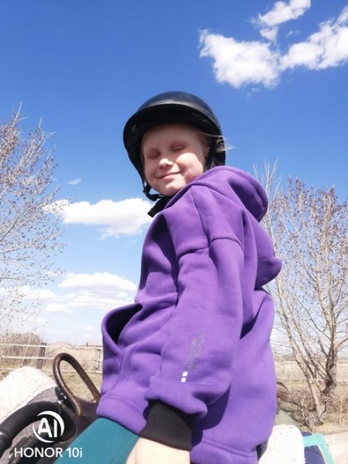 Когда в интернет - магазинах что то покупаешь, программа предлагает сопутствующие товары - можно брать, можно не брать. 06