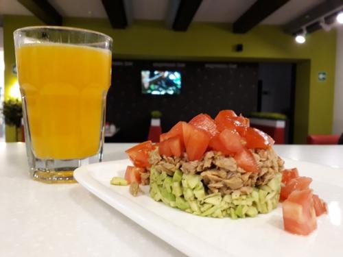 А как проходят ваши выходные? 02