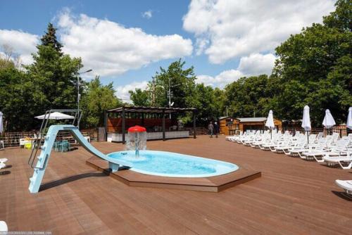 Порт на ВДНХ купальный сезон открыл. 06