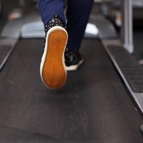 Доброе утро? Мы хотим сегодня не просто поделиться юлиными успехами в зале, но и рассказать о плюсах занятий с персональным тренером? 02 Доброе утро? Мы хотим сегодня не просто поделиться юлиными успехами в зале, но и рассказать о плюсах занятий с персональным тренером? 02