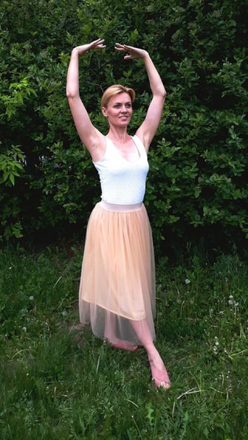 Вот не вызывают у меня обычные фитнес упражнения прежнего энтузиазма, а тело и душа требуют каких-то перемен. 01