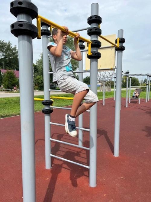 Август для подростков села ищеино начался с фитнес - тренировки с профессиональным тренером Валерией Лазаревой. 04